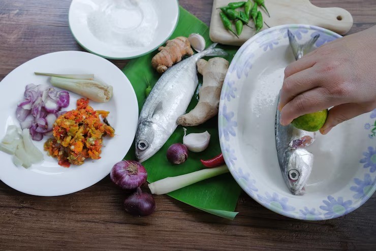 manfaat ikan untuk anak, omega-3 dan kecerdasan, anak susah tidur, cara agar anak suka ikan, makanan anak sehat, konsumsi ikan untuk perkembangan otak, pola makan anak cerdas, makanan untuk meningkatkan IQ anak, tips makan sehat anak, kebiasaan makan seha